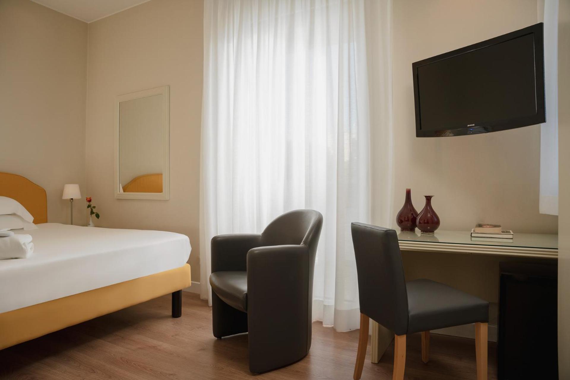 National Hotel Rimini Bagian luar foto