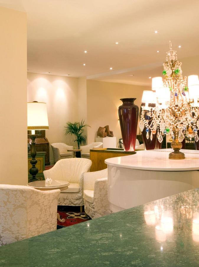National Hotel Rimini Bagian luar foto