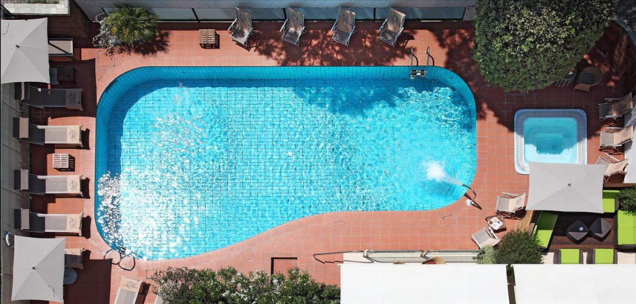 National Hotel Rimini Bagian luar foto